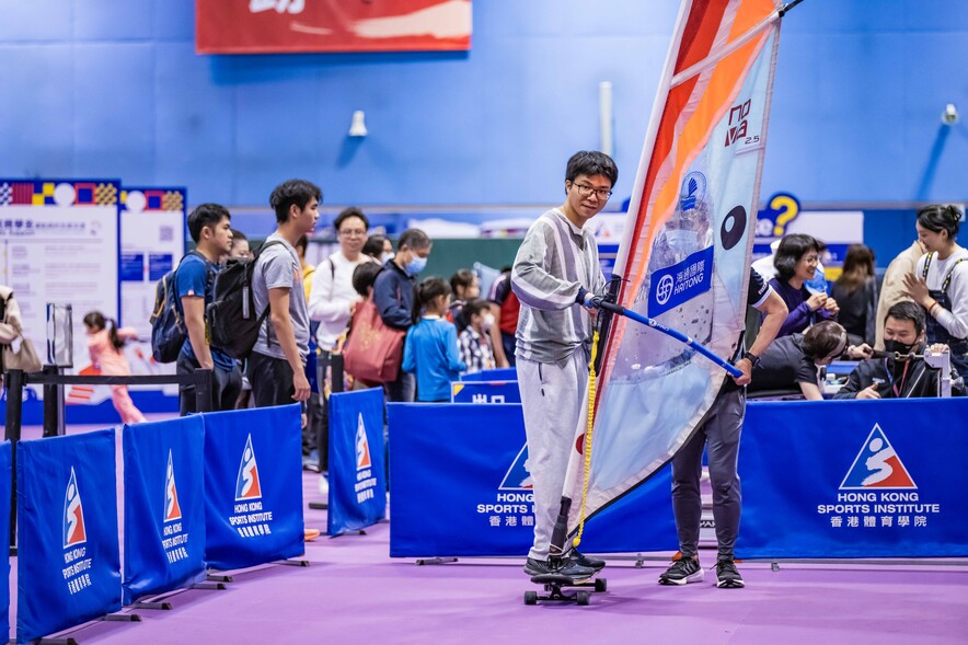 <p>The HKSI Open Day 2024 featured a number of interactive activities for public, including sports tryouts, fitness challenges and elite athlete sports demonstrations and sharing sessions, increasing community understanding of elite sports development.</p>
